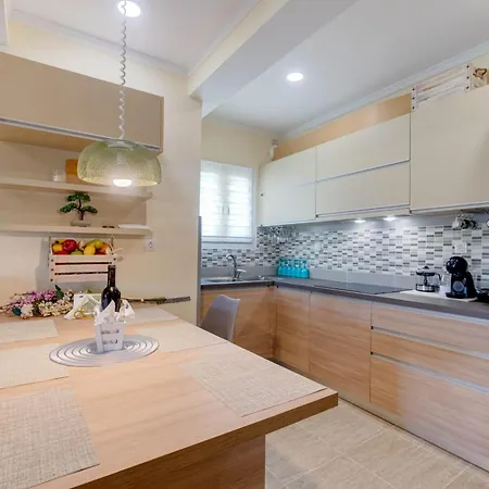 아파트 Casa D' Irene Ágios Matthaíos